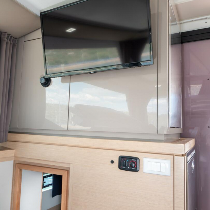 Luce | Fountaine Pajot LUCIA 40 photo 3