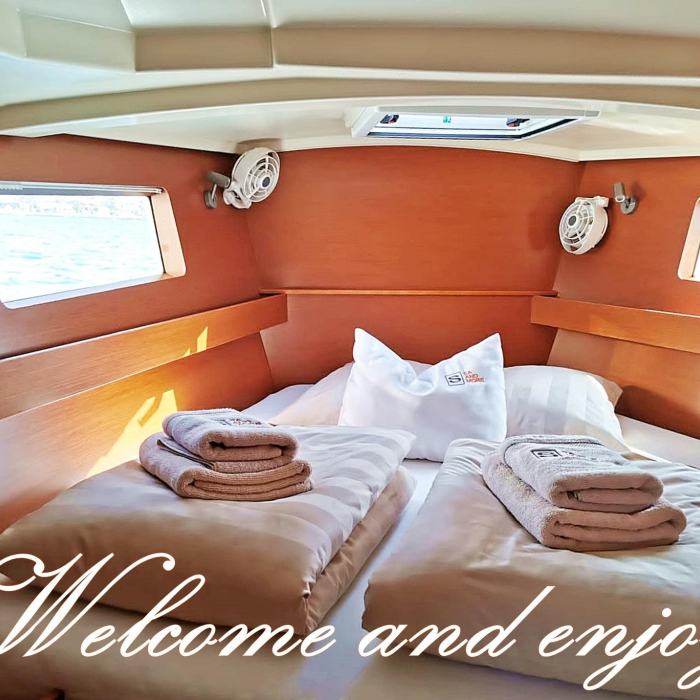 First | Oceanis 41.1 photo 6