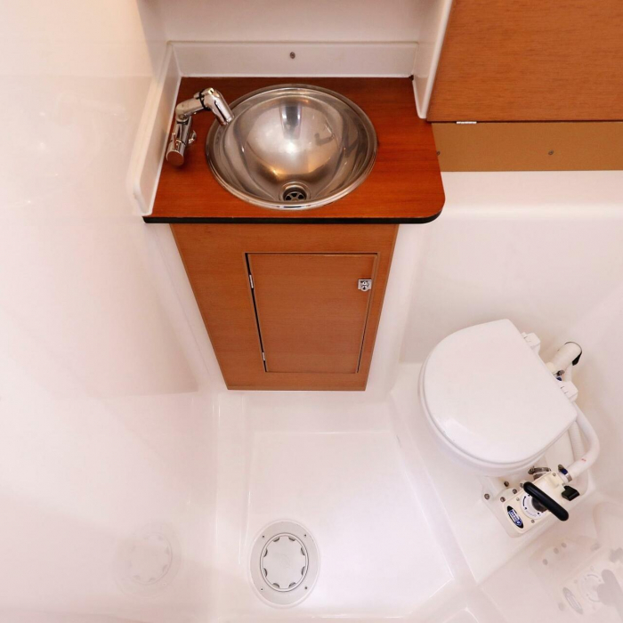 Sweet Lady | Dufour 350 GL photo 12