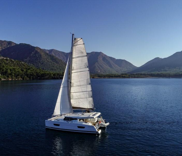 Amber | Lucia 40 photo 28