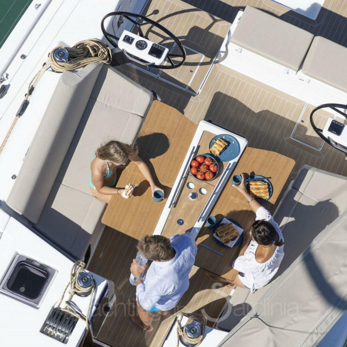 Thymus | Dufour 430 photo 5