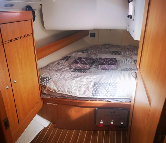 Martina | Harmony 42 photo 14