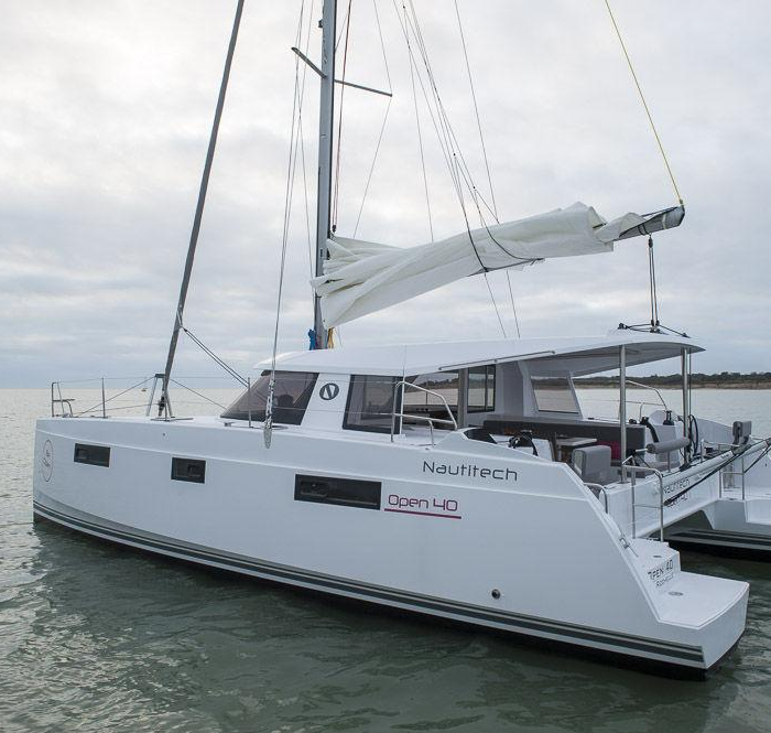 Motus | Nautitech 40 Open photo 1