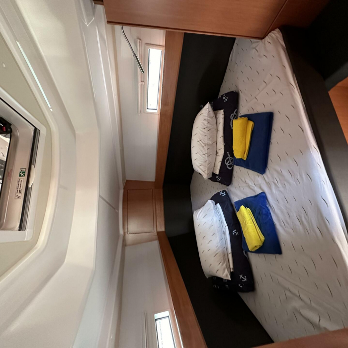 Crypto | Bavaria Cruiser 37 photo 6