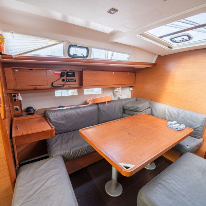 Hirondelle | Dufour 460 GL photo 6