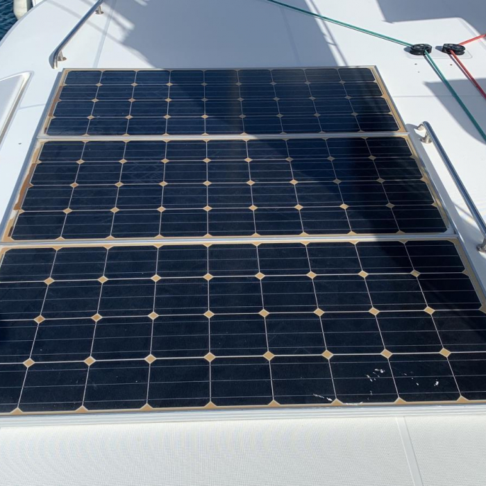 Martine | Lagoon 42 photo 8