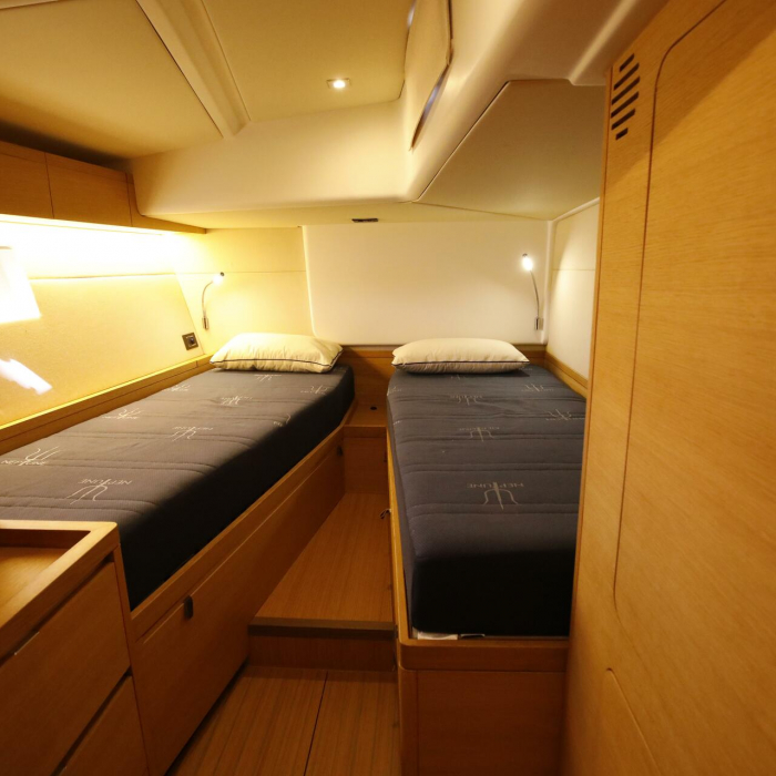 Morfely | Grand Soleil 58 photo 19