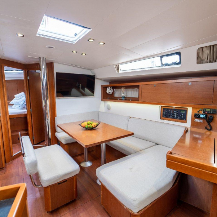 Nesi 2 | Oceanis 45 photo 4