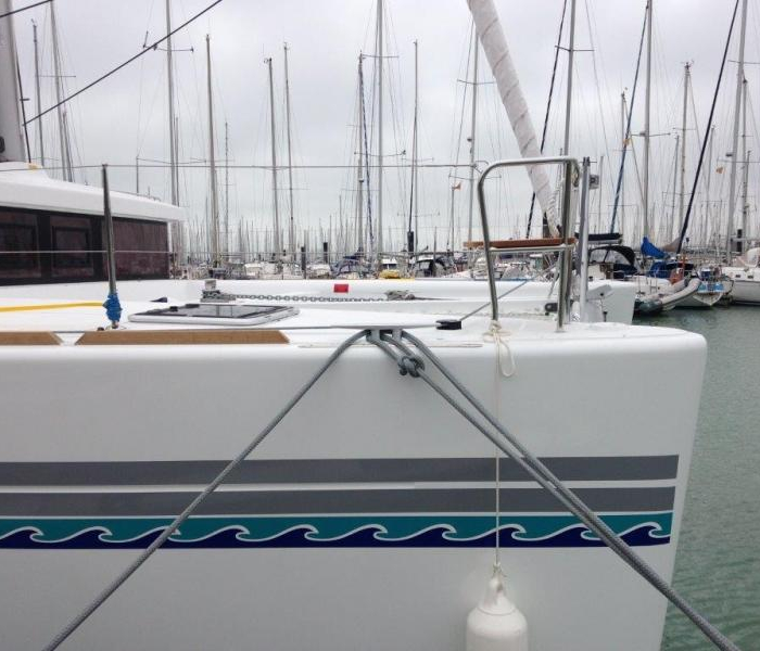 Maui | Lagoon 450 SporTop photo 8