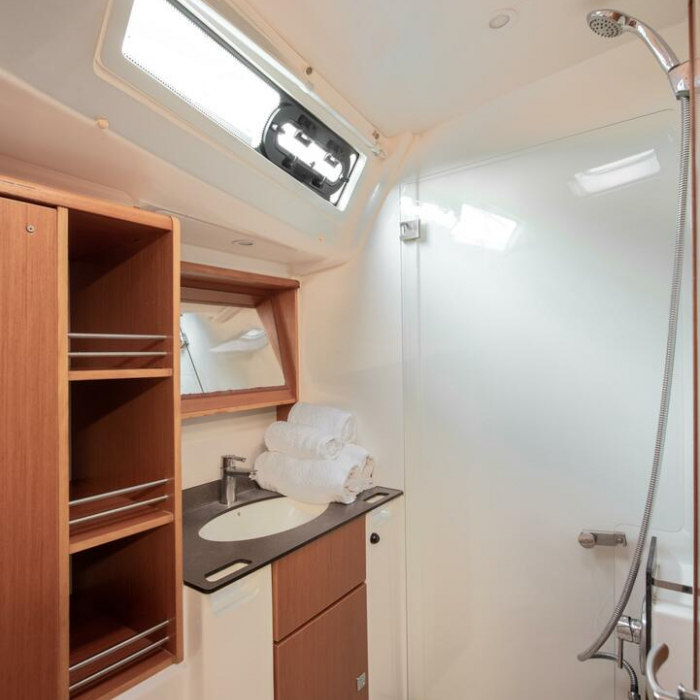 Wild At Sea | Bavaria cruiser 51 photo 16