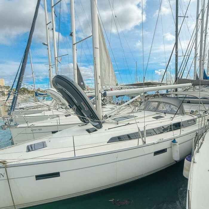 Bintan | Bavaria Cruiser 41 photo 8