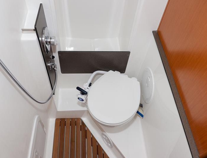 Lia | Bavaria Cruiser 34 photo 37