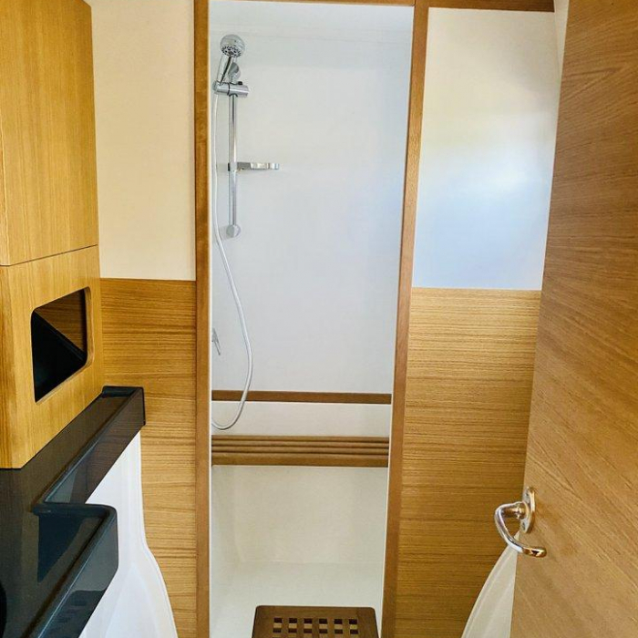 Prestige | C-Cat 37 photo 16