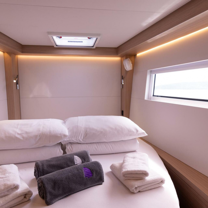 Lavina | Lagoon 51 photo 25