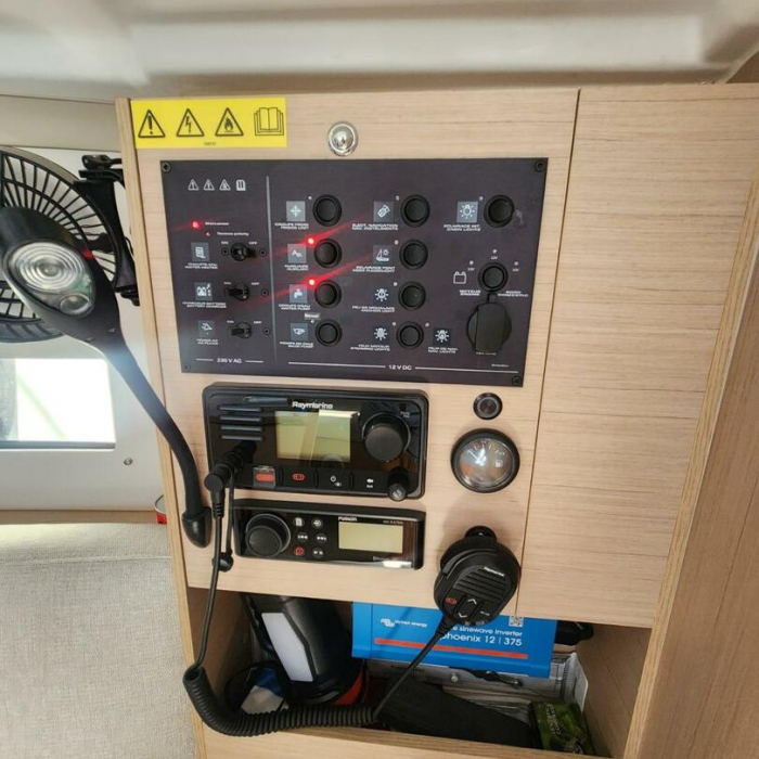 Lima | Oceanis 30.1 photo 8