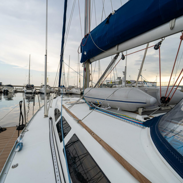 Tatanos | Sun Odyssey 43 photo 1