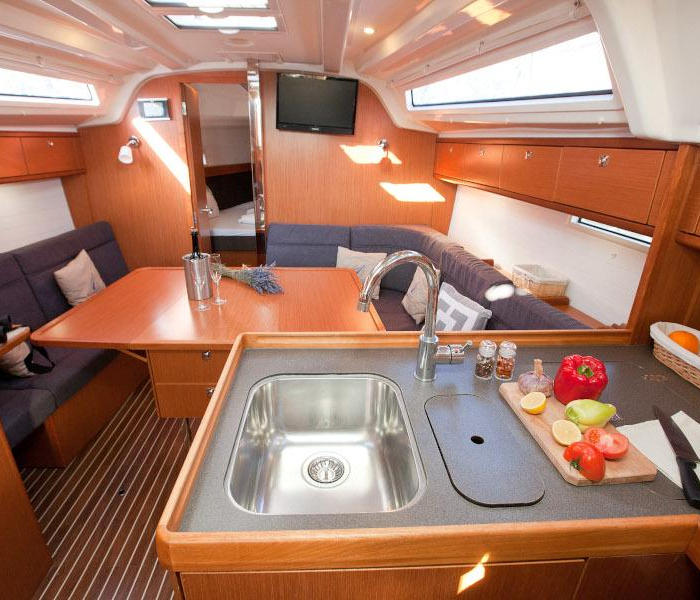 Gospoja | Bavaria Cruiser 37 photo 29