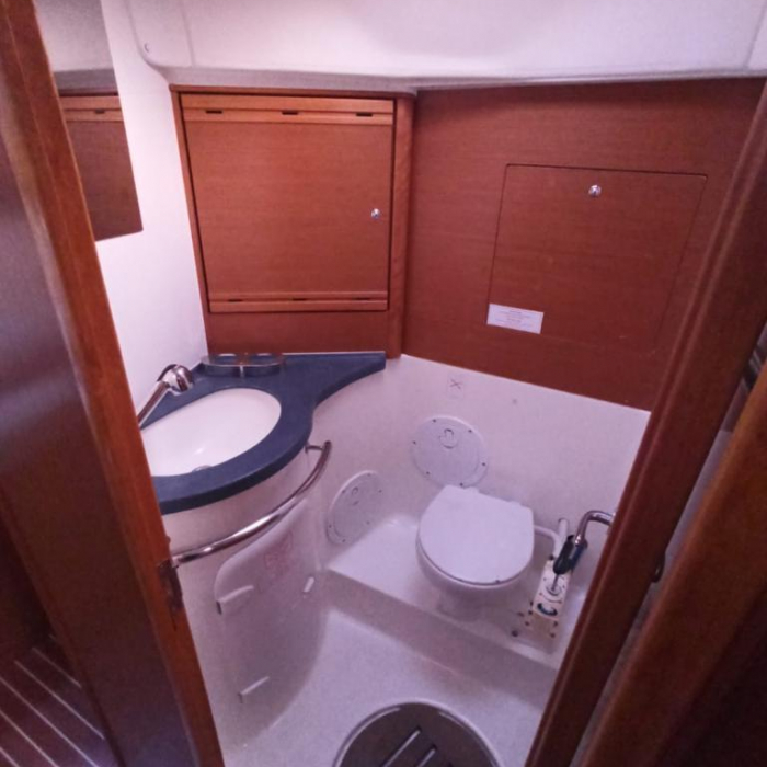 Santana | Bavaria 40 Cruiser photo 6