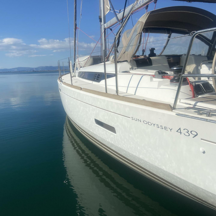 Triada | Sun Odyssey 439 photo 1