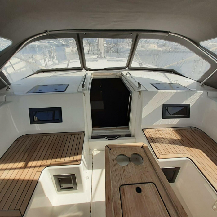 Economy | Bavaria C45 Holiday photo 3