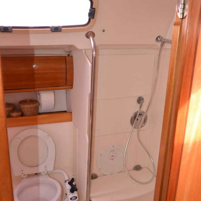 Chronos | Bavaria 46 Cruiser photo 7