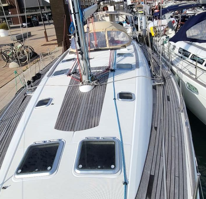 Vivanita | Sun Odyssey 49 photo 7