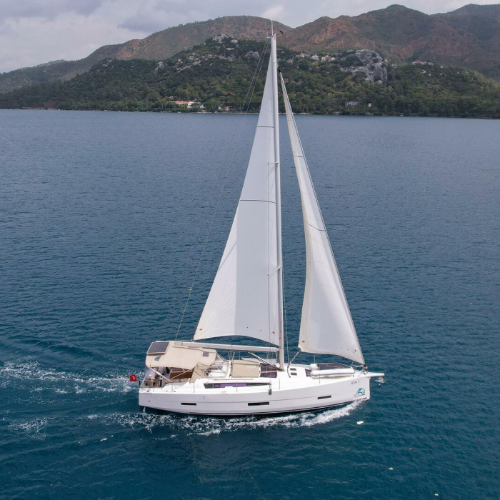 Ida 1 | Dufour 430 photo 3