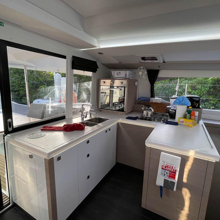 Carpe Diem  - BVI | Fountaine Pajot Astrea 42 photo 13