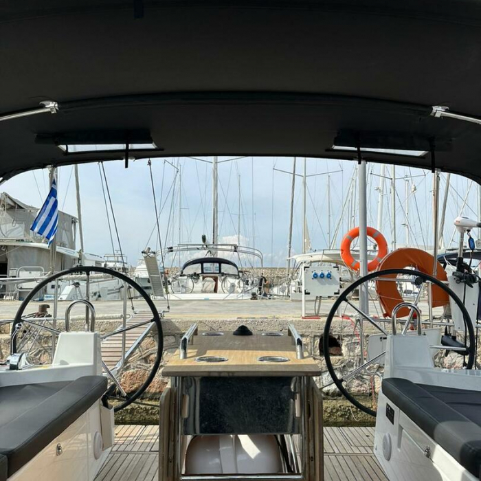 Class | Oceanis 40.1 photo 1