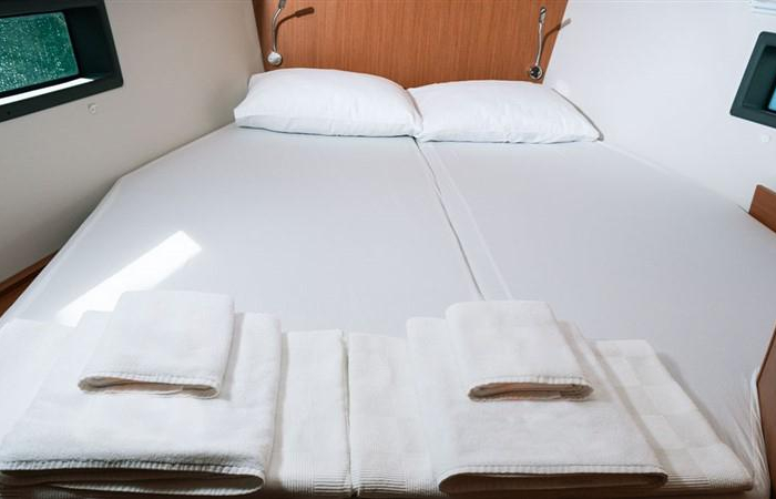 Nomad | Bavaria C42 photo 35