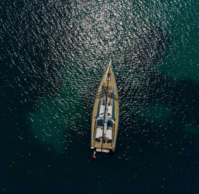 Kind of Blue | Hanse 575 photo 5