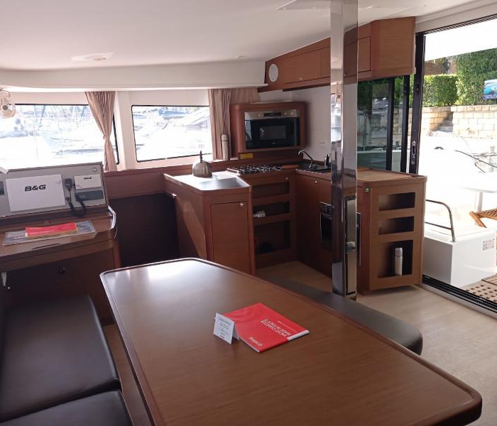 Claudia | Lagoon 42 photo 3