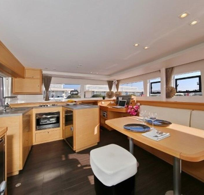 Oneno | Lagoon 450 F photo 15