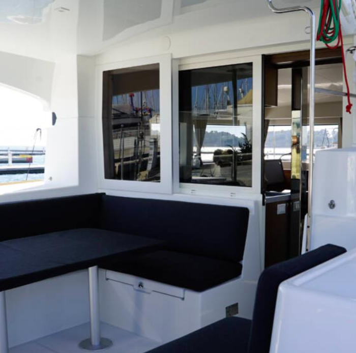 Chios | Lagoon 40 photo 10