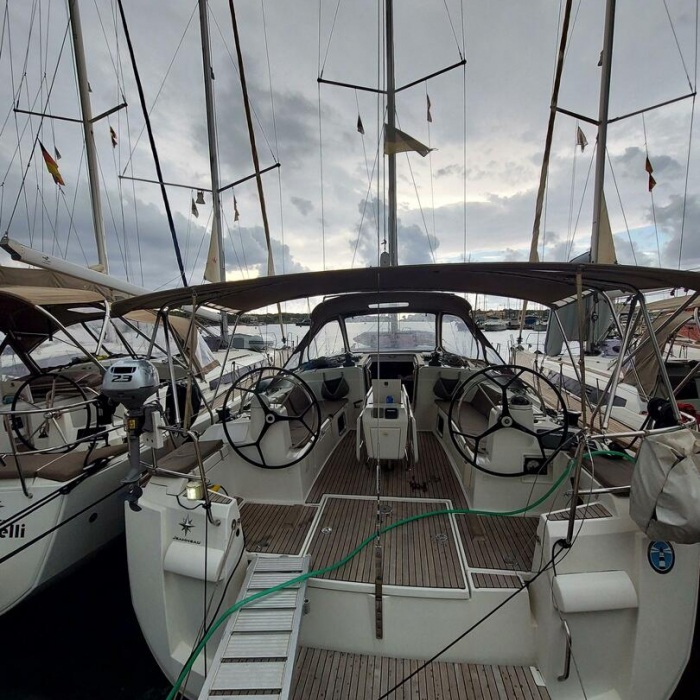 Nomia | Sun Odyssey 469 photo 5