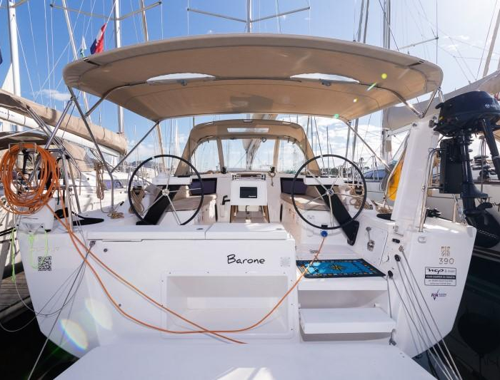 Barone | Dufour 390 GL photo 8