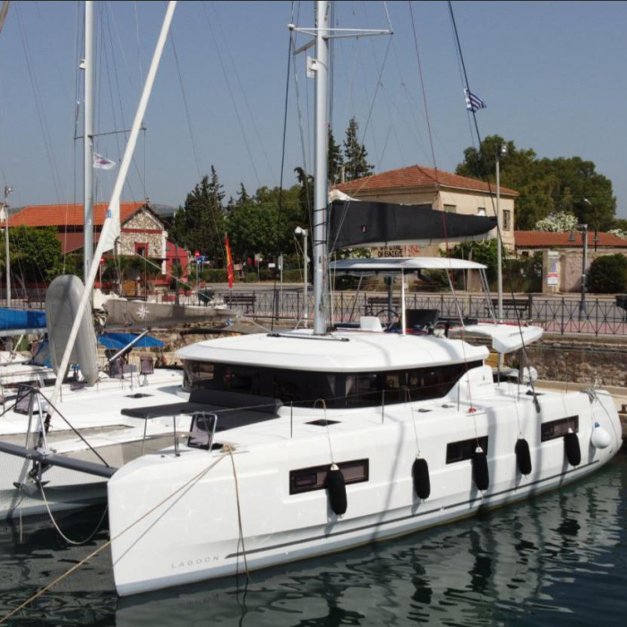 Sea Star | Lagoon 46 photo 1