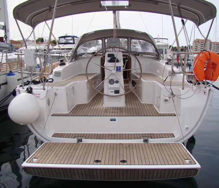 (1682 BG) | Bavaria 33 Cruiser photo 1