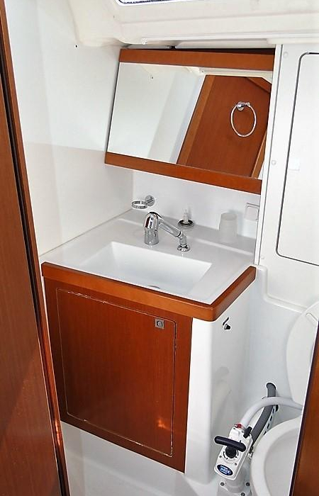 Cosmoledo | Oceanis 48 photo 9