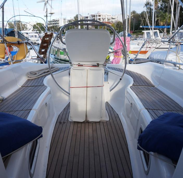 Konstantinos | Bavaria 36 photo 7