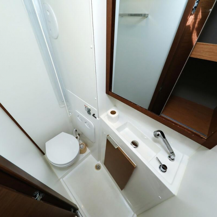 Liquid Spirit | Lagoon 40 photo 14