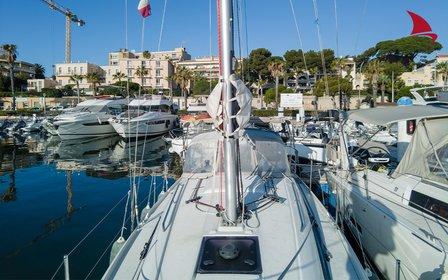 Amour | Oceanis 30.1 photo 9