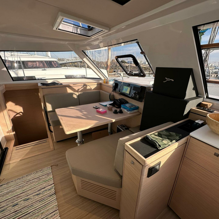 Motus | Nautitech 40 Open photo 6