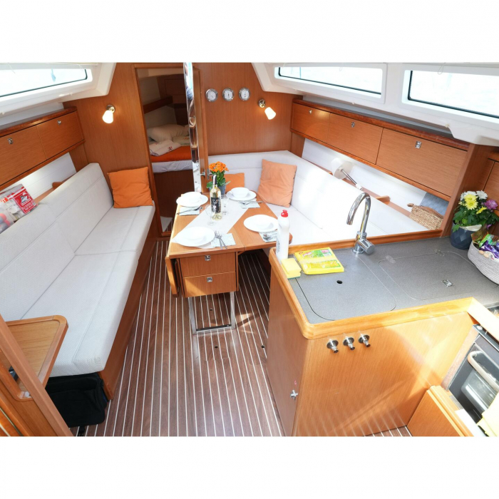 Taz | Bavaria 34 photo 5