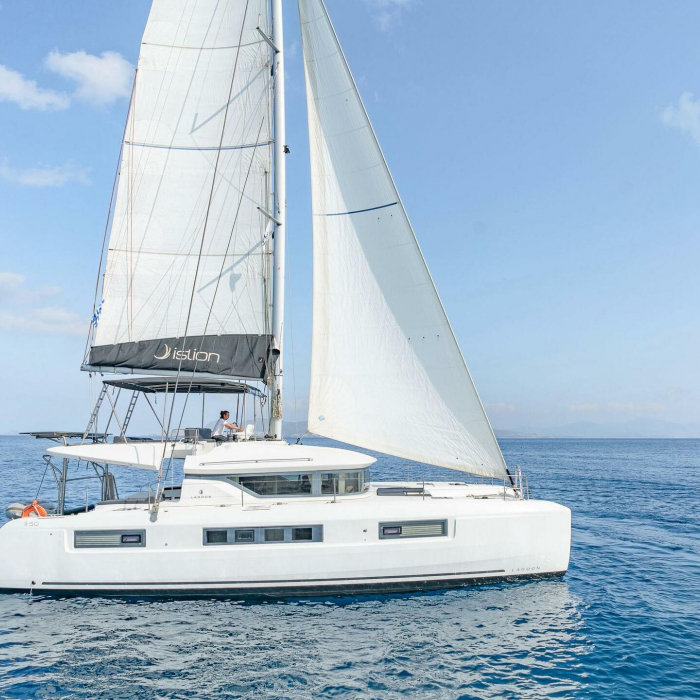Spiros (ONLY SKIPPERED) | Lagoon 50 A/C & GEN & WM photo 1