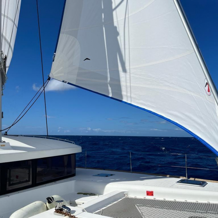 Belle | Lagoon 450 SporTop photo 10