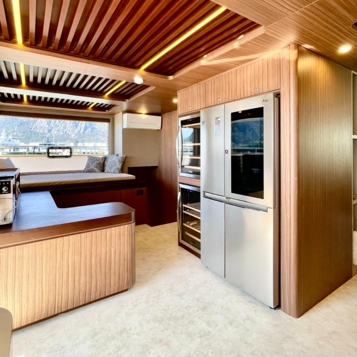 Inka | Ocean Beast 65 Fly photo 20