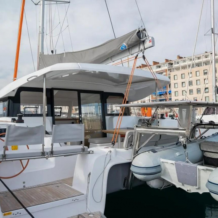 Adva | Excess 11 photo 2