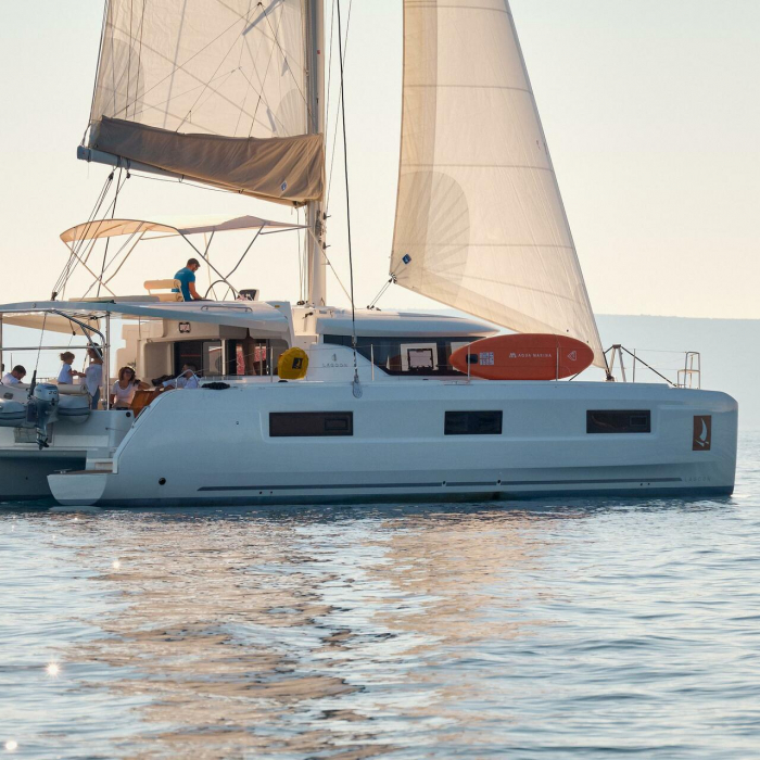 Voyage | Lagoon 46 photo 2