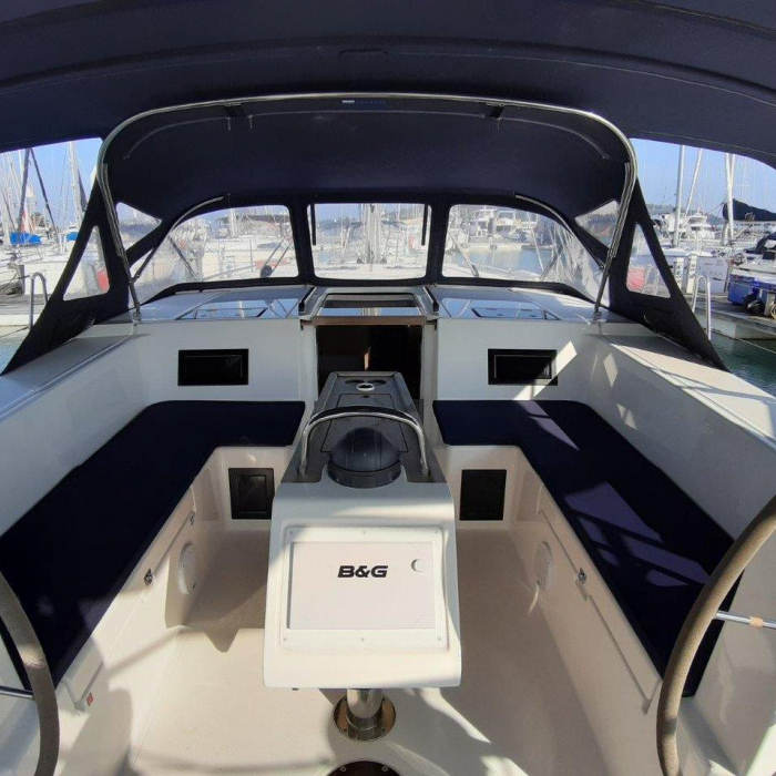 Southern Star | Bavaria C45 photo 3